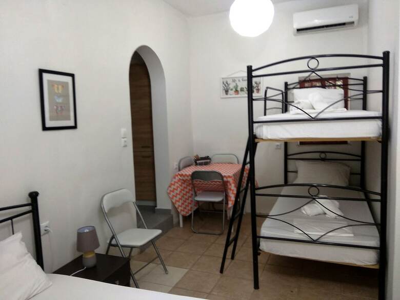 Sarantakis Apartments