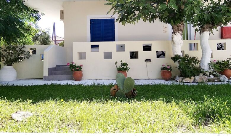 Sarantakis Apartments