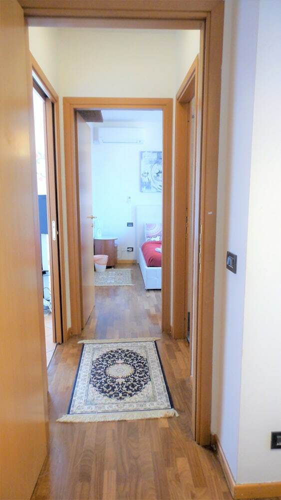 Blue Garda Apartments