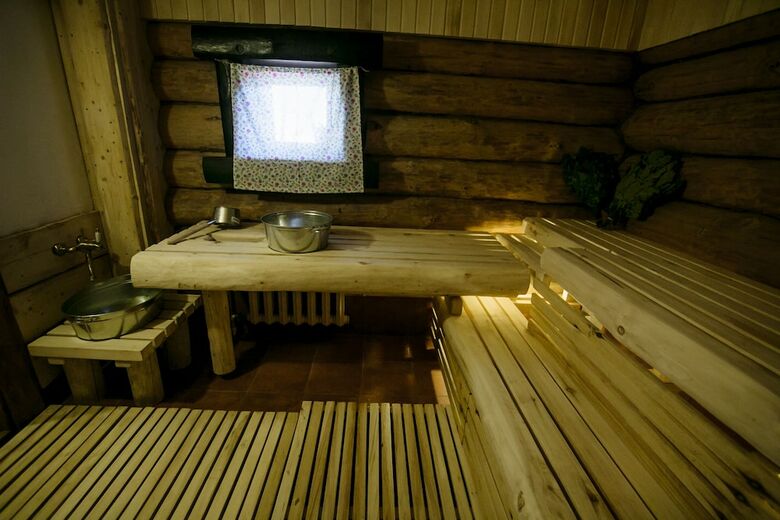 Hotel Ethnocomplex Bobrovaya Dolina