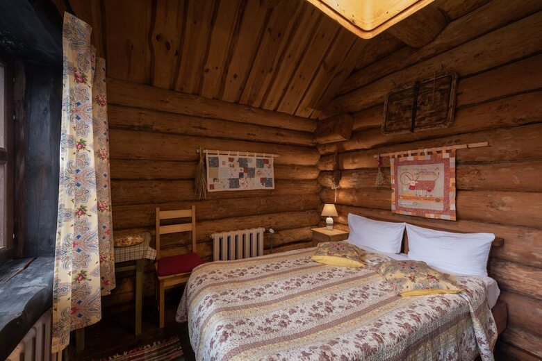 Hotel Ethnocomplex Bobrovaya Dolina
