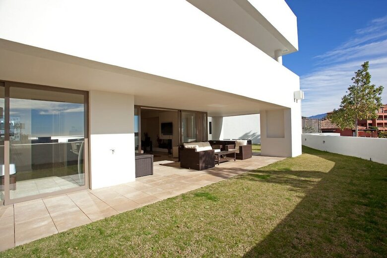 Apartamentos Alanda Los Flamingos
