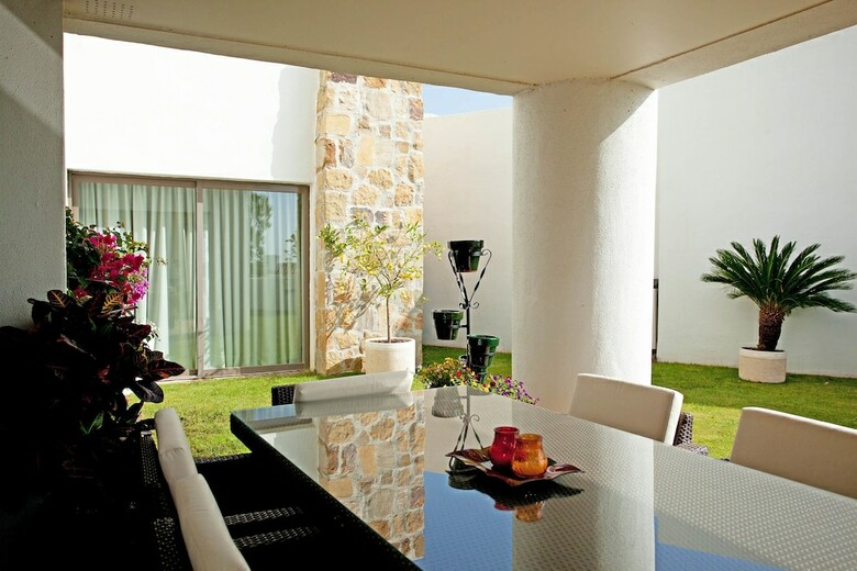 Apartamentos Alanda Los Flamingos