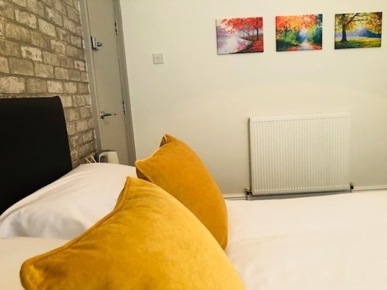 Hotel Townhouse @ 3 Balliol St