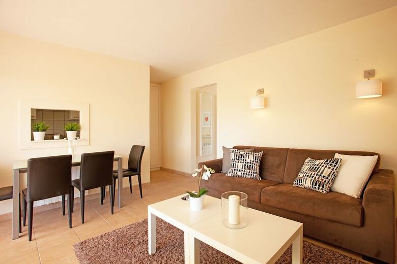 Apartamentos Casa Progreso Costabella