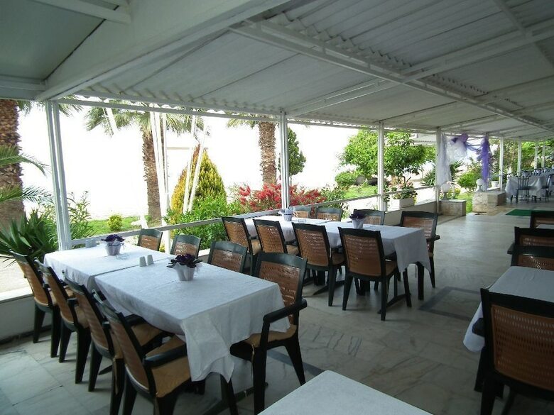 Eker Bermuda Hotel