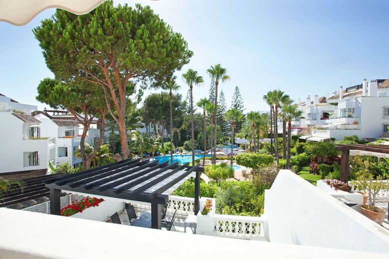 Apartamentos White Pearl Beach