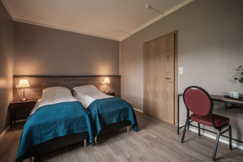 Hotel Holt Inn