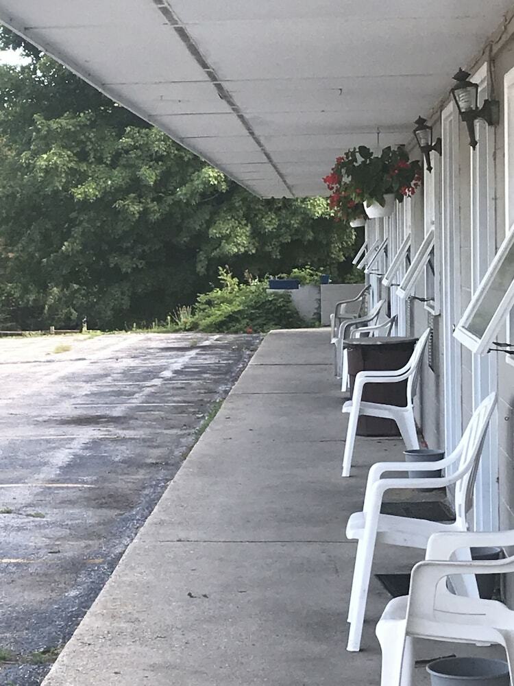 Gateway Motel