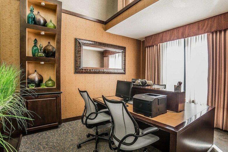 Hotel Comfort Suites Ogden Conference Center