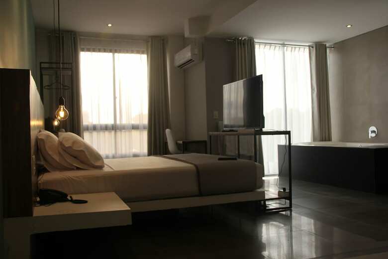 Hotel G