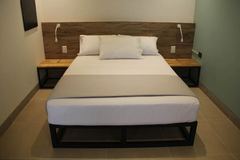 Hotel G