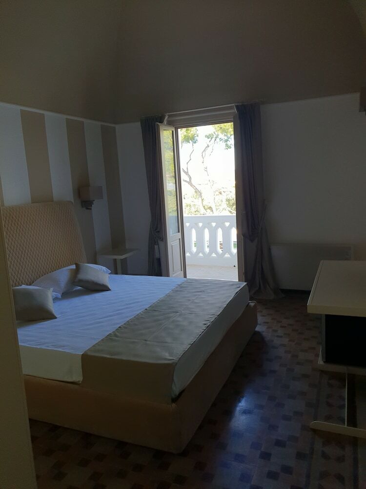 Hotel Villa Natia