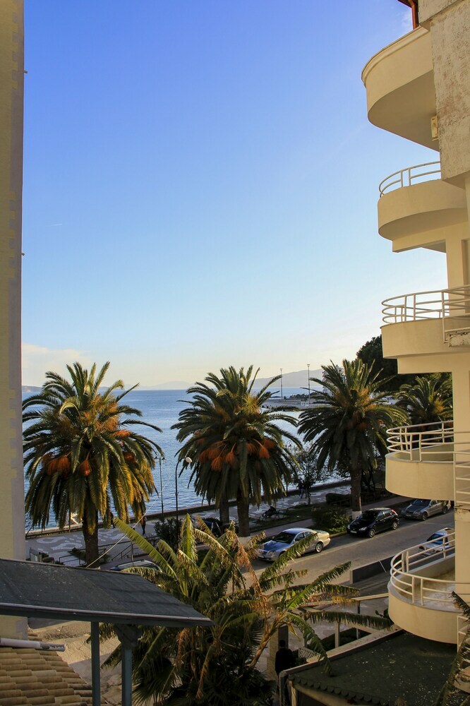 Hotel City Beach Apartments