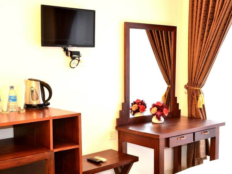 Trinco Beach Hotel