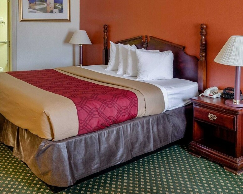 Hotel Econo Lodge Inn & Suites