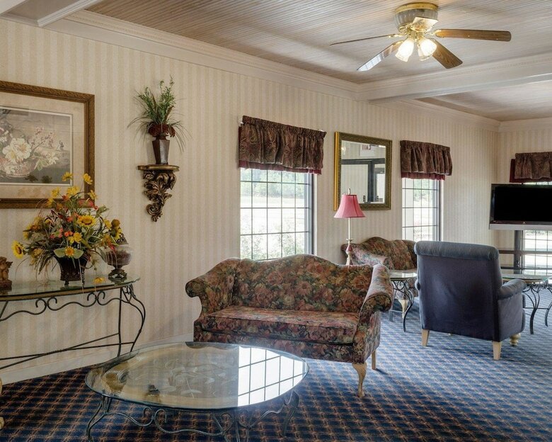 Hotel Econo Lodge Inn & Suites