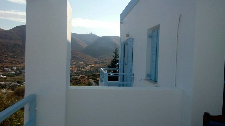 Hotel Horizon Blue