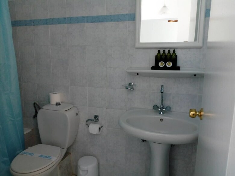 Hotel Horizon Blue