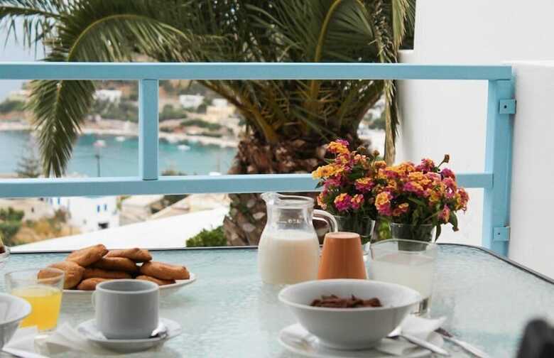 Hotel Horizon Blue