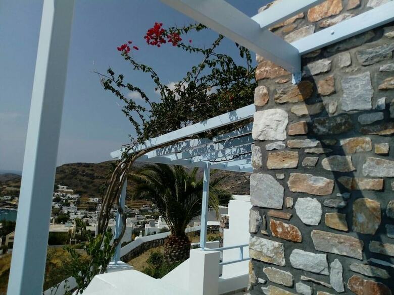 Hotel Horizon Blue