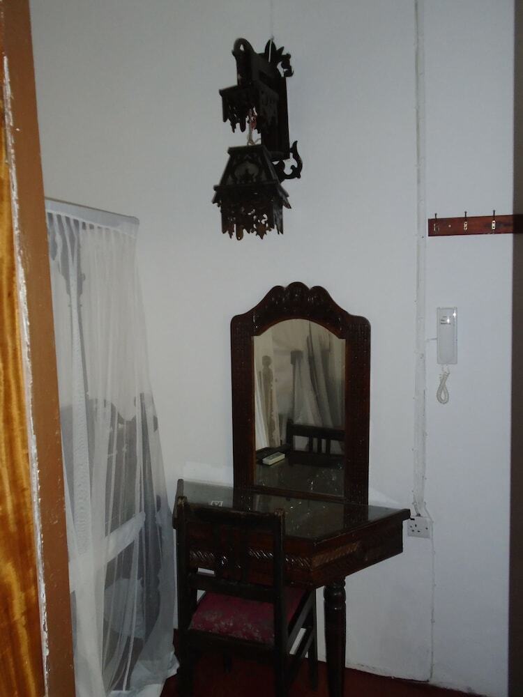 Pyramid Hotel Zanzibar