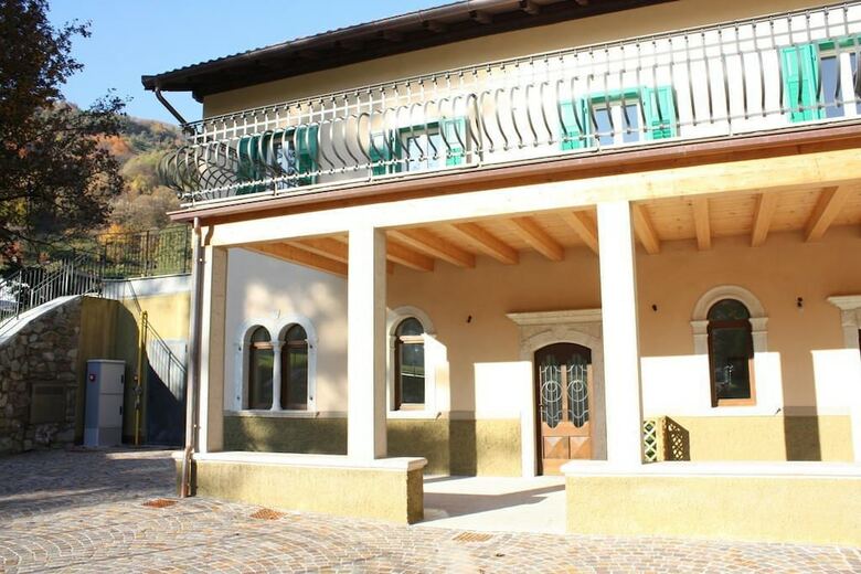 Hotel Garn� Villa Waiz