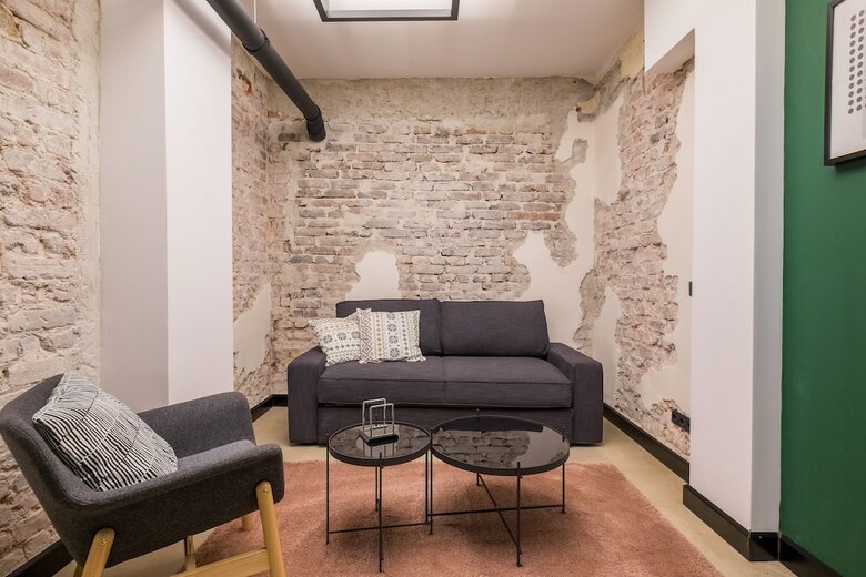 R34 Boutique Hotel