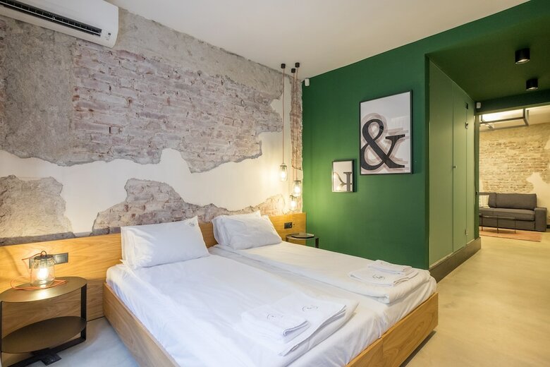 R34 Boutique Hotel