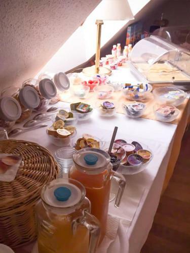 Hostal Hotel Zur Flora