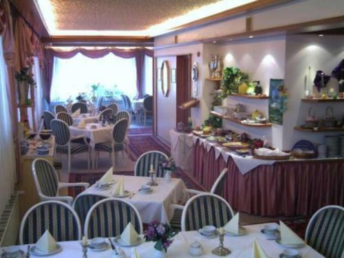Hostal Hotel Traube