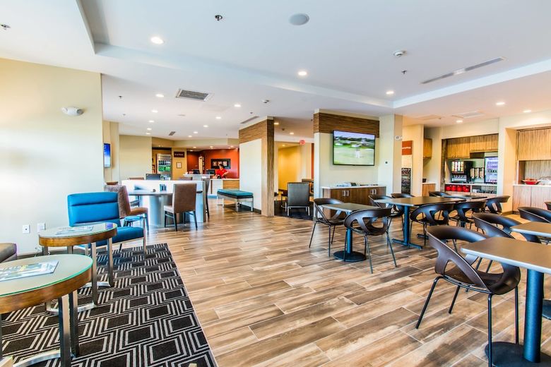 Hotel Towneplace Suites By Marriott Evansville Newburgh