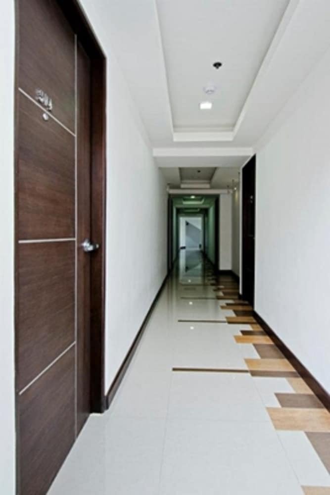 Tyche Boutique Hotel