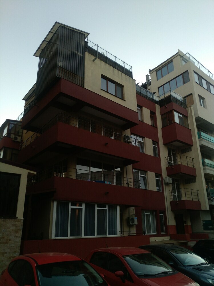 Gabizz Apartments - Near Farul Stadium