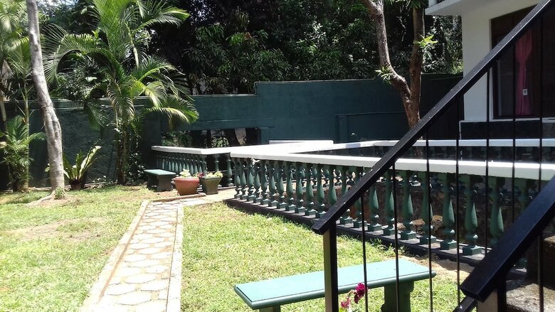 Hostal The Lotus Blue - Hostel