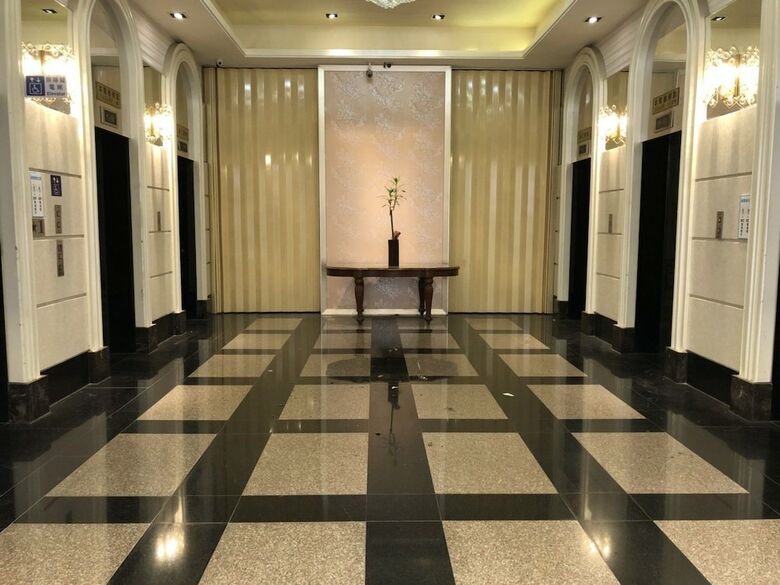 Honest&warm Hotel