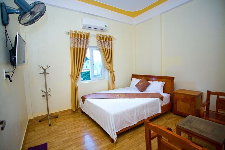 Hostal Co Cuc Hotel - Hostel