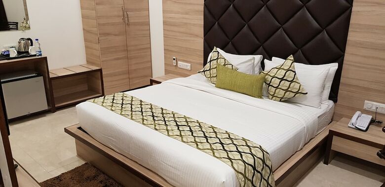 Kingsway Hotel