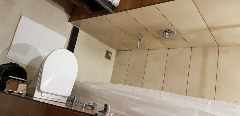 Kingsway Hotel