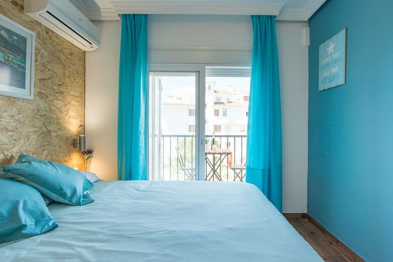 Apartamentos Calahonda Primera Linea de Playa