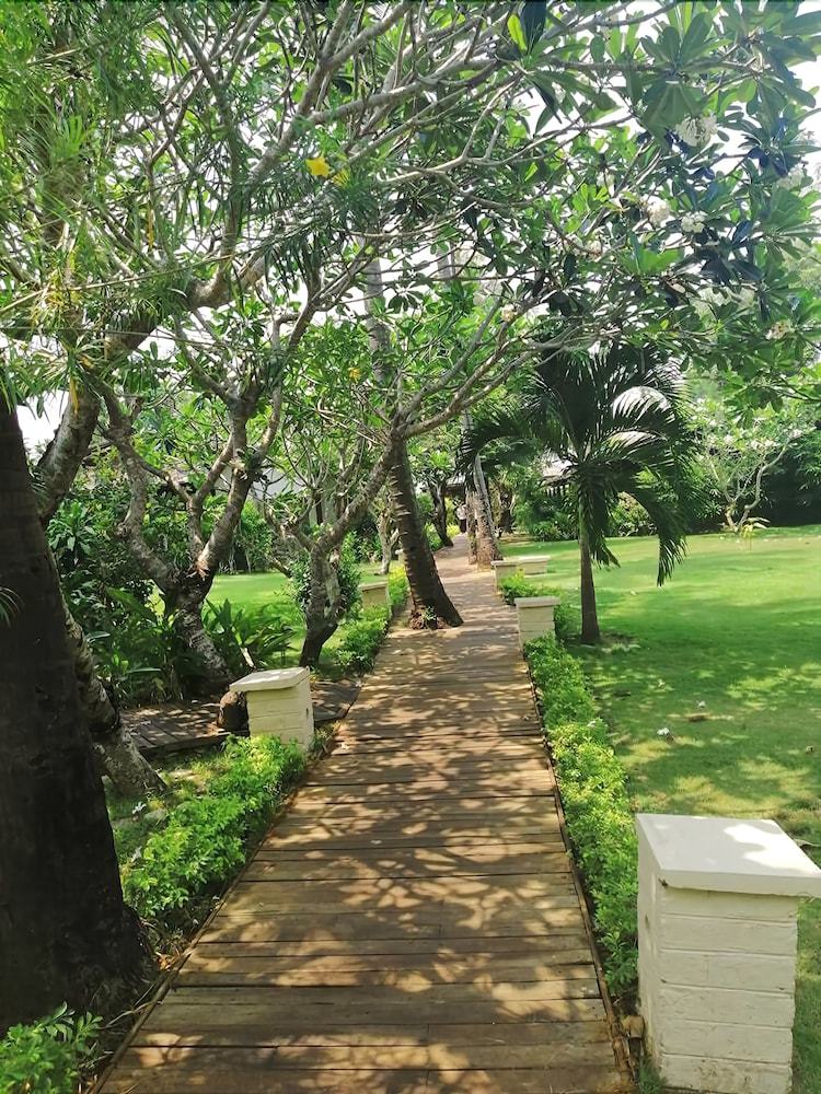 Apartamento The Palm Beach Resort