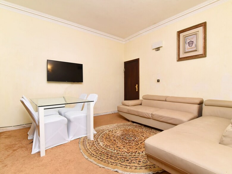Capital O 419 Al Safeer Hotel