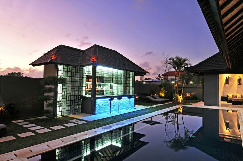 Villa Samudra Raya