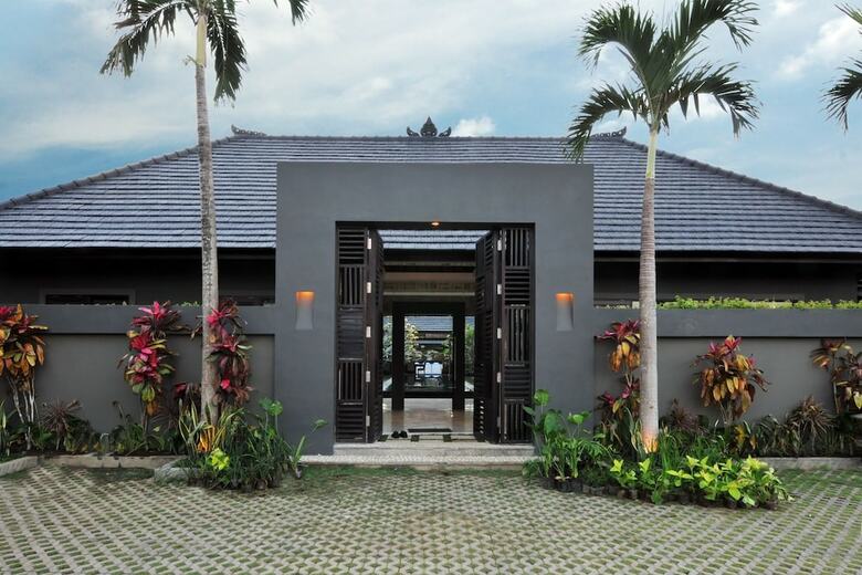Villa Samudra Raya