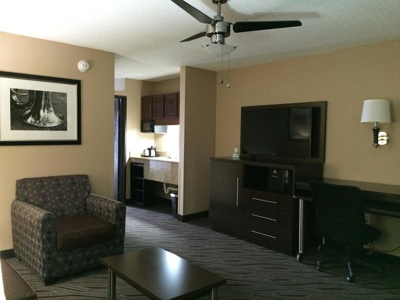 Hotel Best Western Plus Galleria Inn & Suites