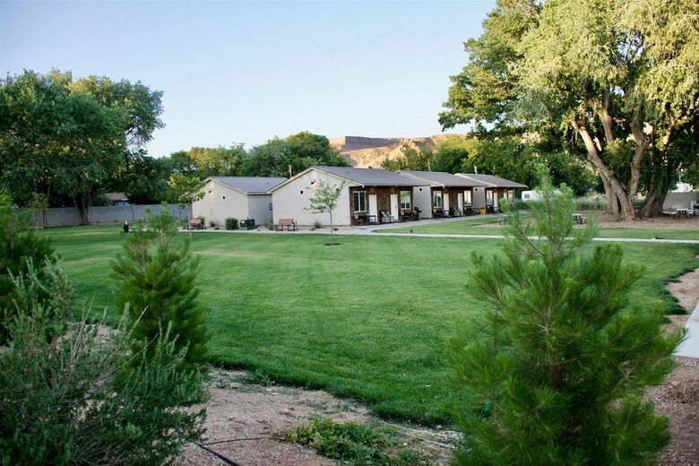 Cabana Zion's Camp And Cottages