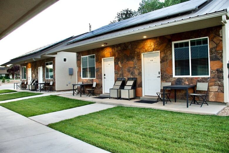 Cabana Zion's Camp And Cottages