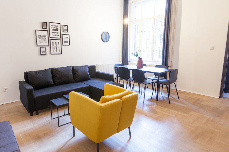 Apartamentos Modern Ernesto III