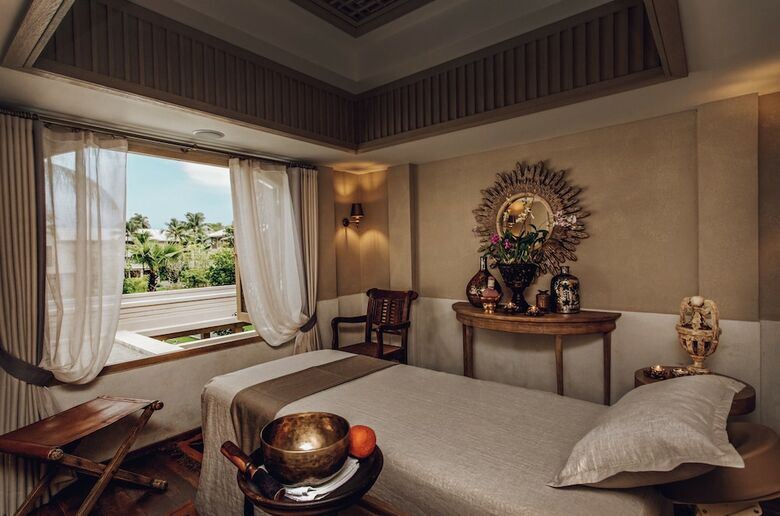 Hotel Devasom Khao Lak Beach Resort & Villas