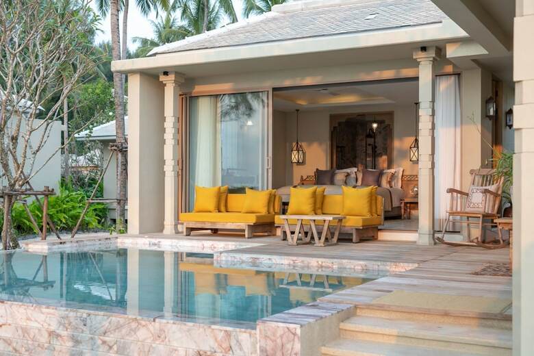 Hotel Devasom Khao Lak Beach Resort & Villas